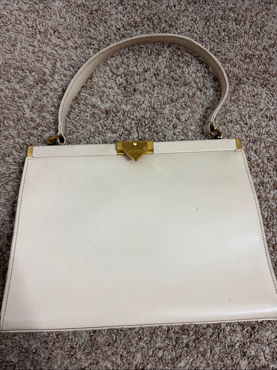 Fassbender Handbags - Fassbender Vintage Elegant Cream Top-Handle Handbag with Gold Hardware
